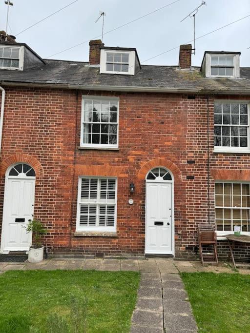 Spring Crescent Cottage In Rye Exteriör bild